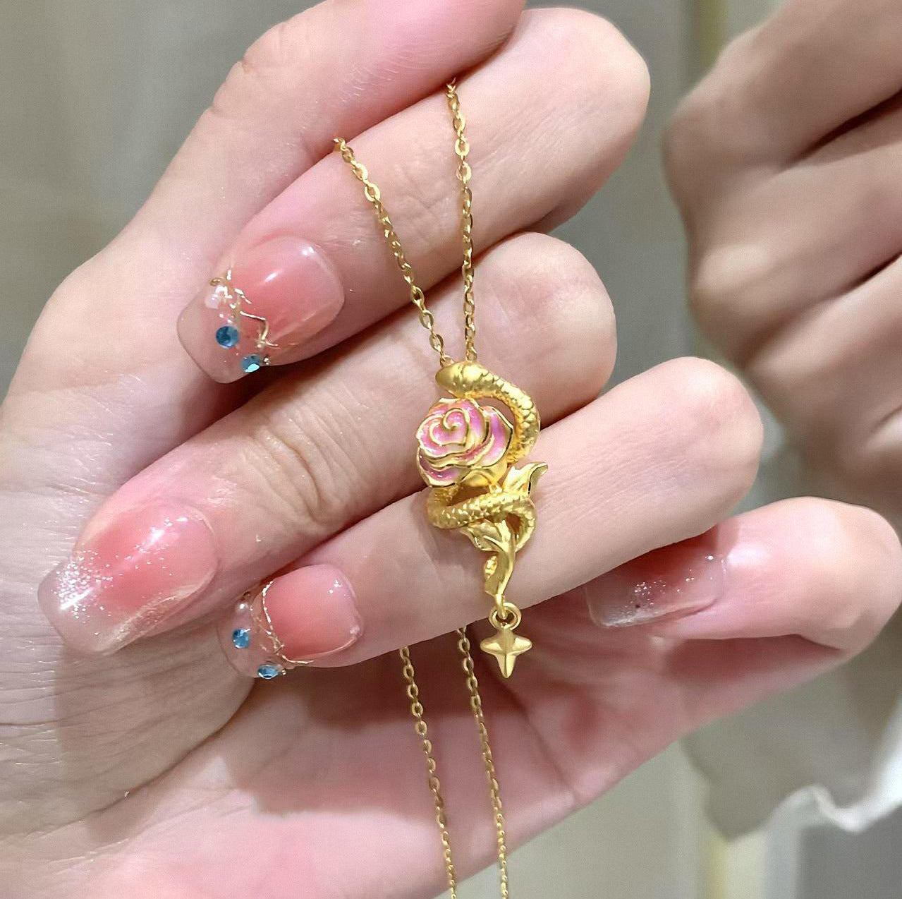 Romantic Rose Pendant Necklace