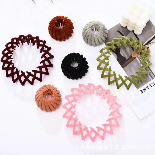 Horsetail Buckle Hair Clip