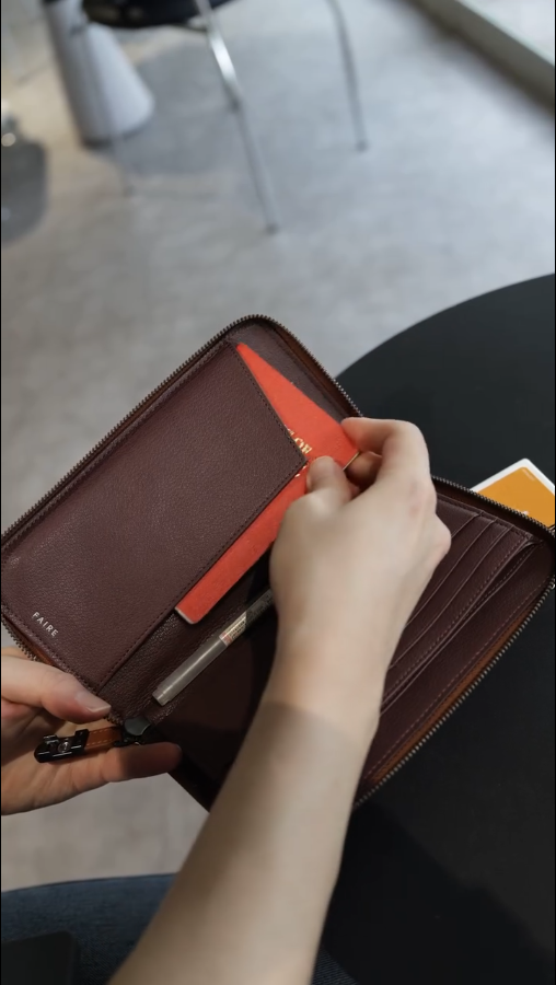 Specter Travel Wallet